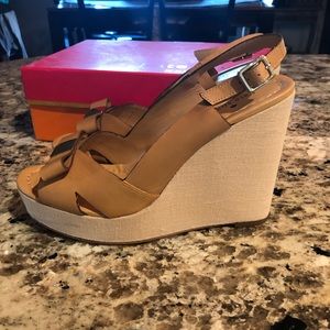 Kate Spade Tan Wedges with Bow